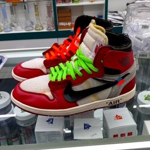 Nike Off White OG Jordan Chicago 1s. Sz11